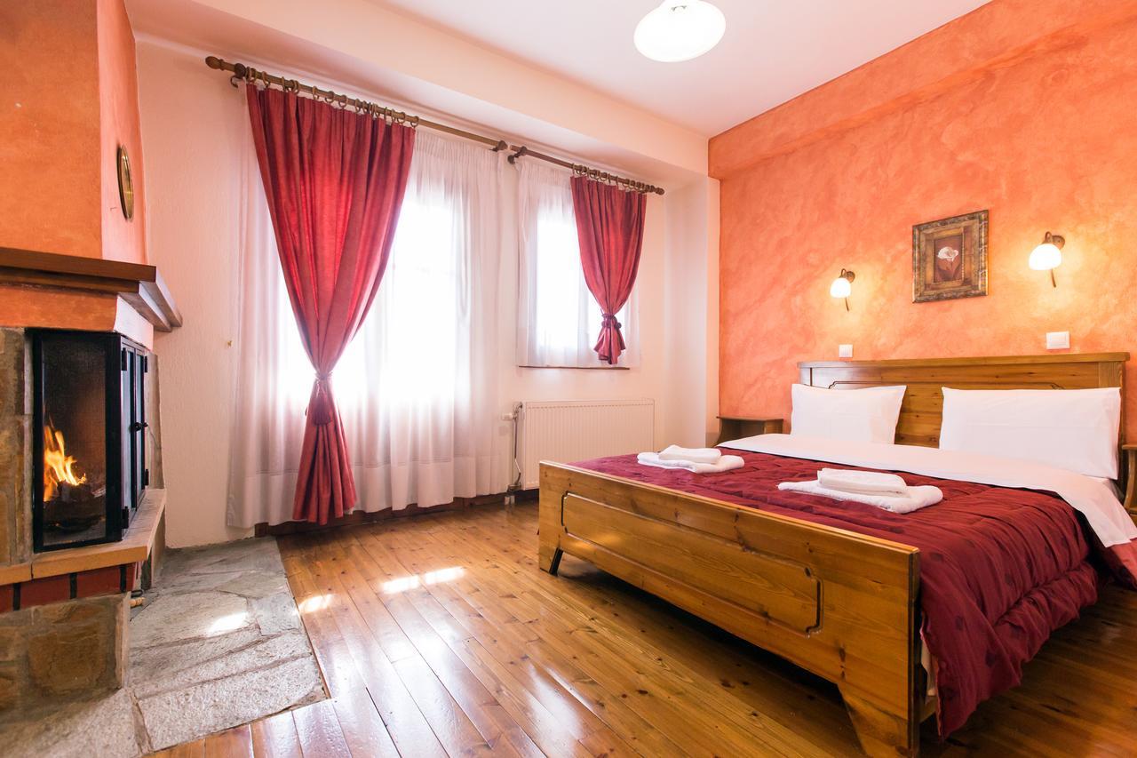Hotel Dryades Eláti Екстериор снимка